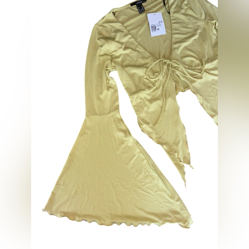 NWT Funky Flare Top - Picture 4 of 6